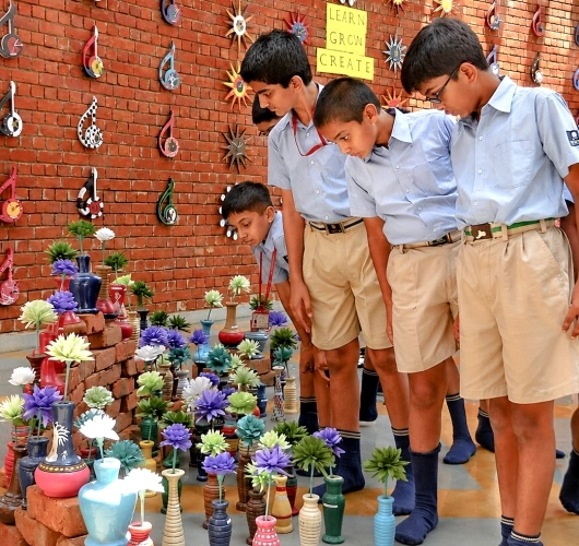 Nalanda school students night campfire